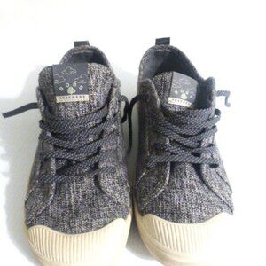 COOL Bob's Woman's SKECHERS Size 11 Men's Sketchers Size 11 Sketchers
